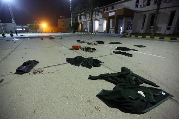 حمله به دانشکده نظامی طرابلس 66 کشته و زخمی برجای گذاشت حمله به دانشکده نظامی طرابلس 66 کشته و زخمی برجای گذاشت