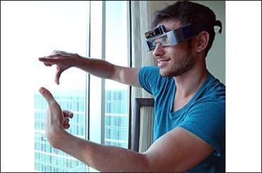رایانه پوشیدنی سنگین و سه بعدی برای رقابت با عینک گوگل